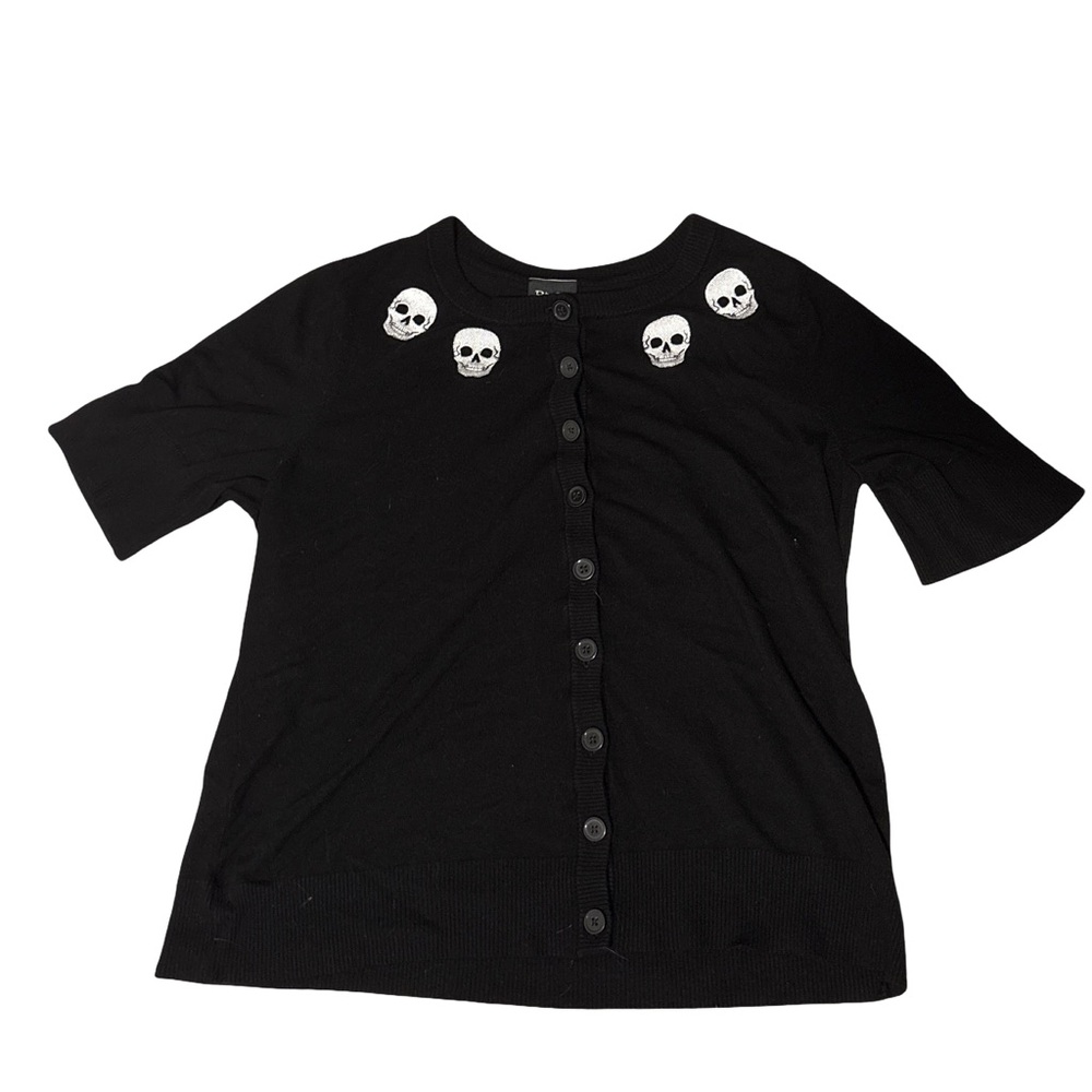 Retro Chic Black Skull Button-Up Cardigan